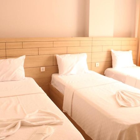 Agva Rex Otel Luaran gambar