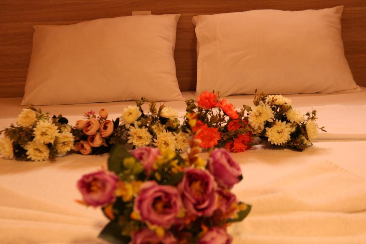 Agva Rex Otel Luaran gambar